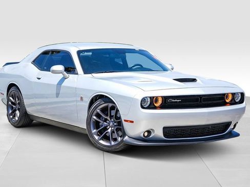 Used 2023 Dodge Challenger R/T Scat Pack RWD image 2