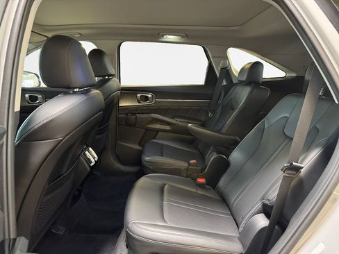 Certified 2023 Kia Sorento SX AWD/4WD image 24