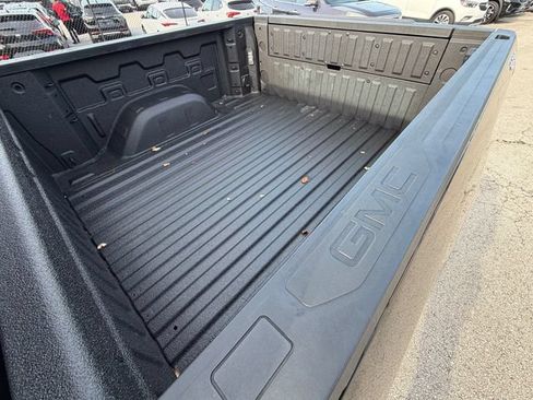 Used 2025 GMC Sierra 1500 SLT w/ SLT Premium Package AWD/4WD image 10