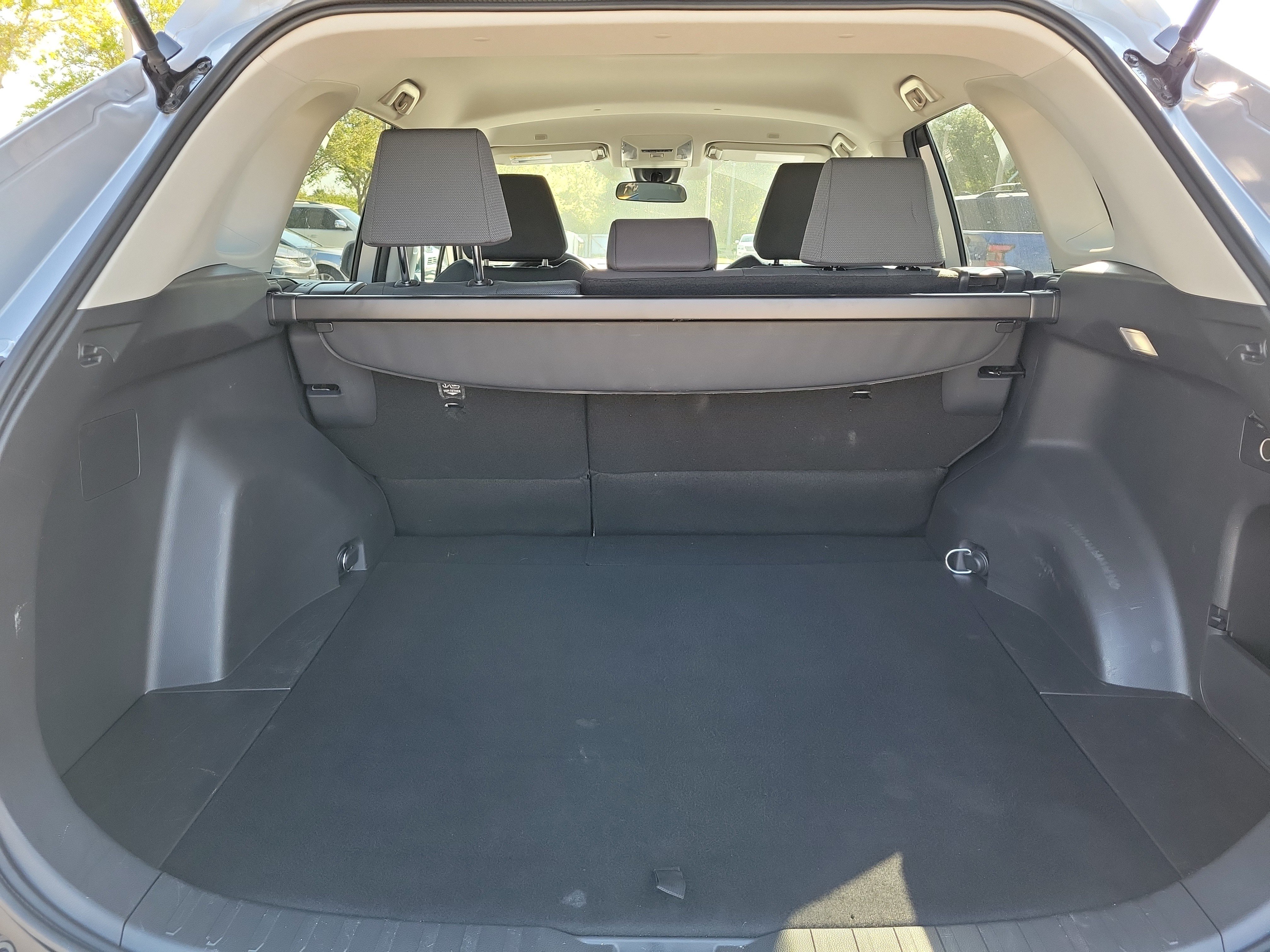 Used 2025 Toyota RAV4 XLE FWD image 13