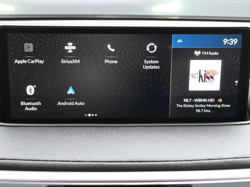 Used 2023 Acura MDX SH-AWD image 11