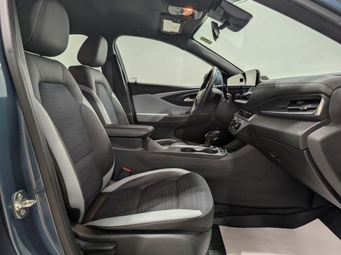 Used 2024 Buick Envista Preferred w/ Convenience I Package image 18