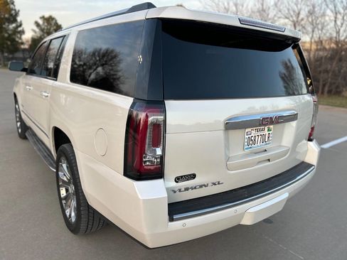 Used 2015 GMC Yukon XL Denali w/ Open Road Package image 8