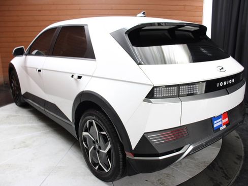 Used 2024 Hyundai Ioniq 5 SEL image 8