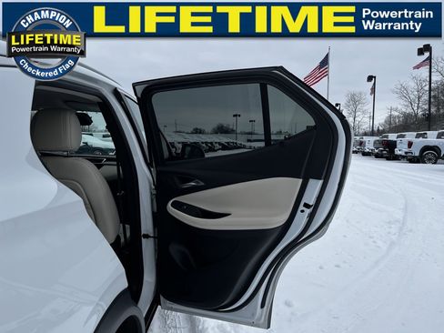 Used 2023 Buick Encore GX Select image 30