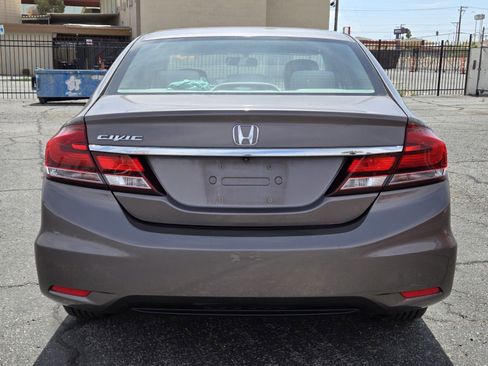 Used 2015 Honda Civic EX image 4