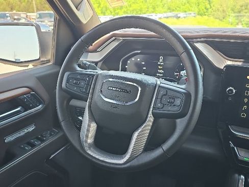 Used 2023 GMC Sierra 1500 Denali w/ Denali Reserve Package AWD/4WD image 38