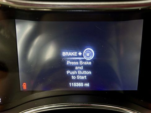 Used 2017 Jeep Grand Cherokee Trailhawk w/ Trailhawk Luxury Group AWD/4WD image 20