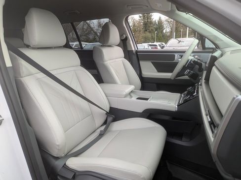 Used 2024 Hyundai Santa Fe SEL image 37