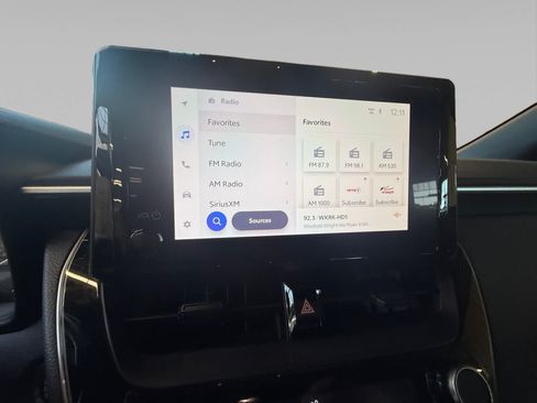 Used 2025 Toyota Corolla SE FWD image 15