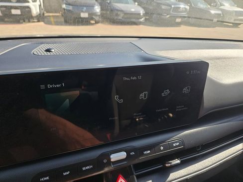 Used 2025 Kia K4 LXS image 20