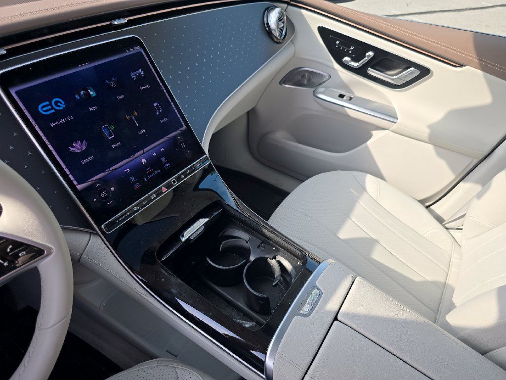Certified 2023 Mercedes-Benz EQE 350+ 4MATIC SUV image 30