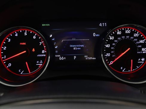Used 2019 Toyota Camry XSE FWD image 16