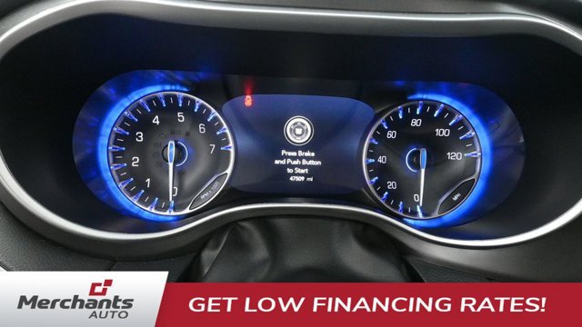 Used 2025 Chrysler Pacifica Select FWD image 30