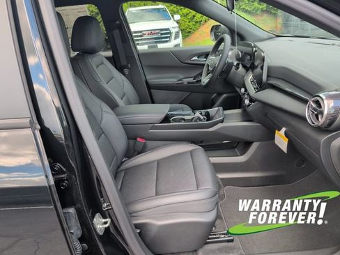 New 2026 Chevrolet Equinox LT w/ Convenience Package II FWD image 14
