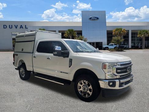 Used 2022 Ford F250 Lariat w/ Lariat Ultimate Package AWD/4WD image 2