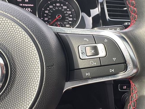 Used 2018 Volkswagen GTI Autobahn image 18