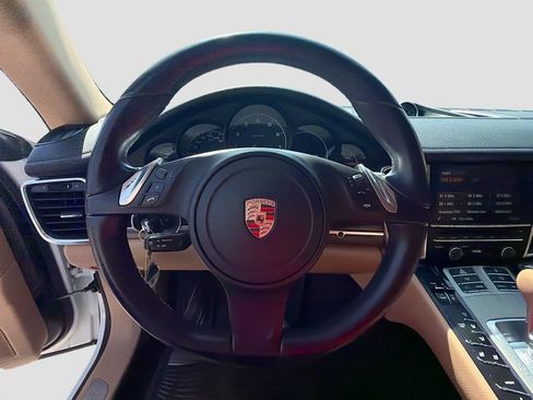 Used 2013 Porsche Panamera 4 Platinum Edition AWD/4WD image 11