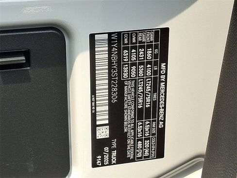 New 2025 Mercedes-Benz Sprinter 2500 image 17