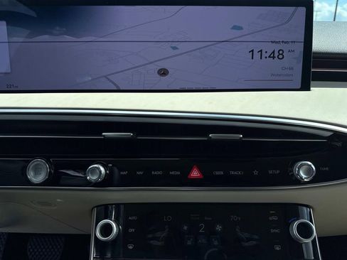 New 2026 Genesis GV70 2.5T Select image 28