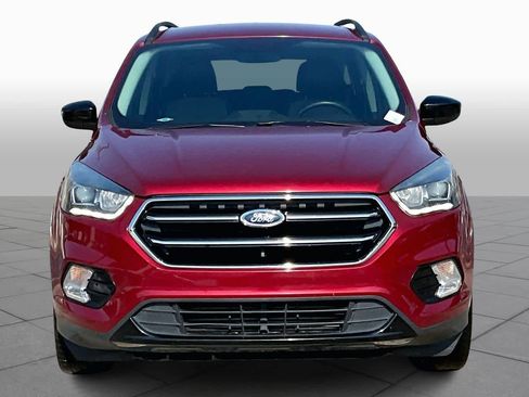 Used 2017 Ford Escape SE w/ Equipment Group 201A image 4