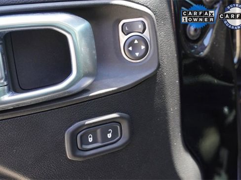 Certified 2021 Jeep Gladiator Sport image 18