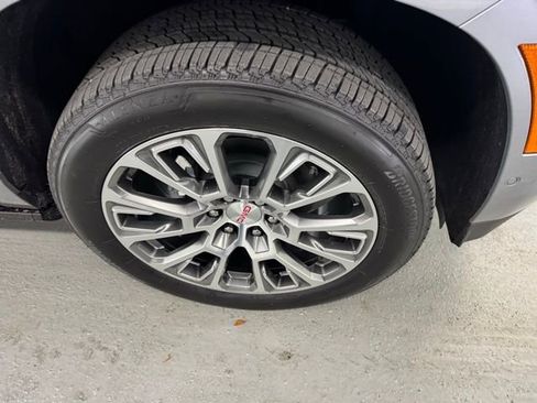 New 2026 GMC Yukon Denali w/ Sun & Power Step Package image 4