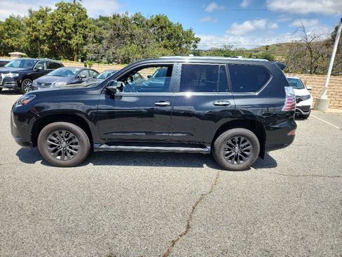 Used 2023 Lexus GX 460 Premium w/ Premium Package AWD/4WD image 2