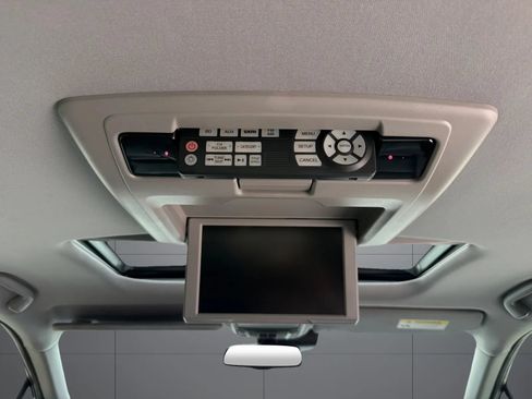 Used 2018 Honda Pilot Elite image 23