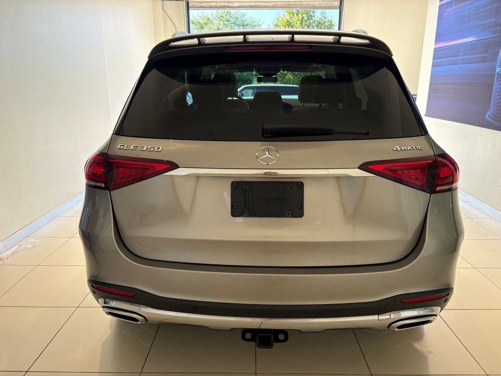 Used 2021 Mercedes-Benz GLE 350 4MATIC image 3