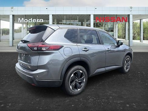 Certified 2025 Nissan Rogue SV AWD/4WD image 5