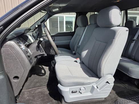 Used 2014 Ford F150 XLT w/ Equipment Group 302A Luxury AWD/4WD image 19