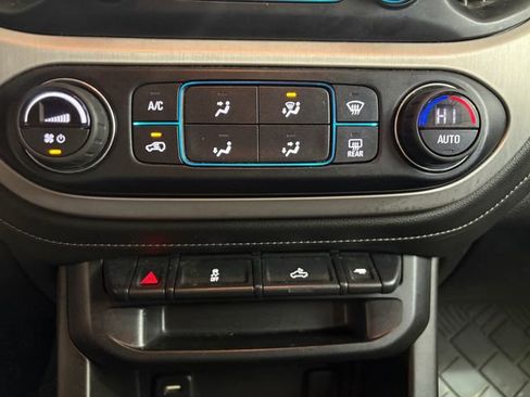 Used 2017 GMC Canyon SLE w/ SLE Convenience Package image 13