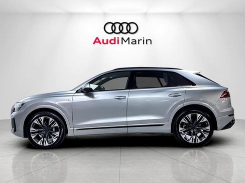 Used 2025 Audi Q8 Premium Plus w/ Premium Plus Package AWD/4WD image 2