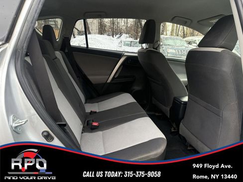 Used 2014 Toyota RAV4 LE image 22