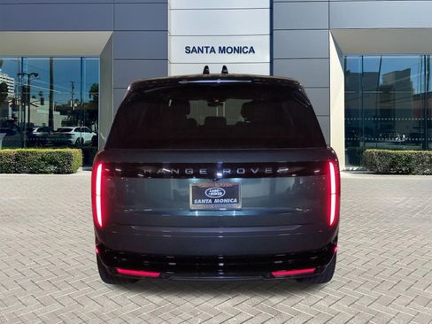 New 2026 Land Rover Range Rover Long Wheelbase SE AWD/4WD image 4