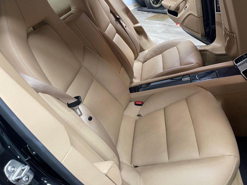 Used 2014 Porsche Panamera image 25