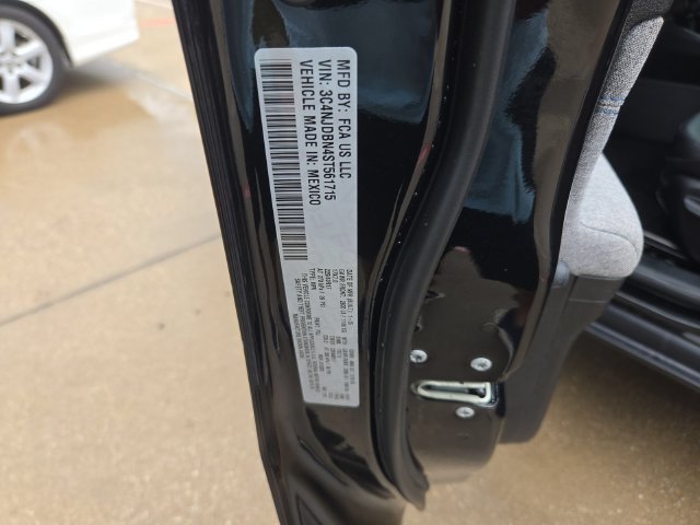 Used 2025 Jeep Compass Latitude AWD/4WD image 30