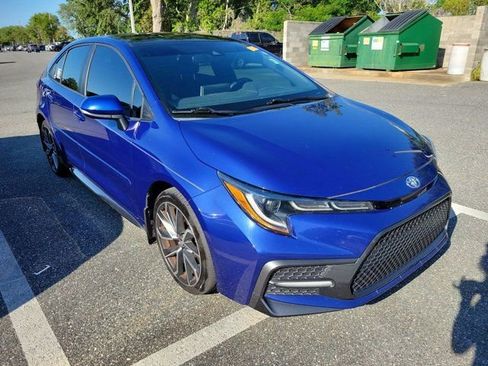 Used 2021 Toyota Corolla SE FWD image 2