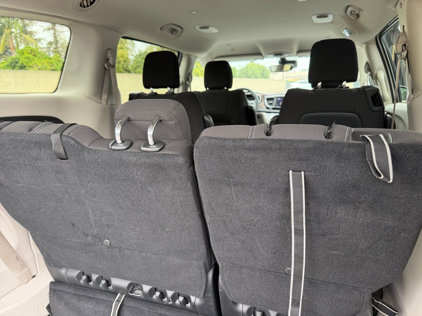 Used 2023 Chrysler Voyager LX FWD image 26
