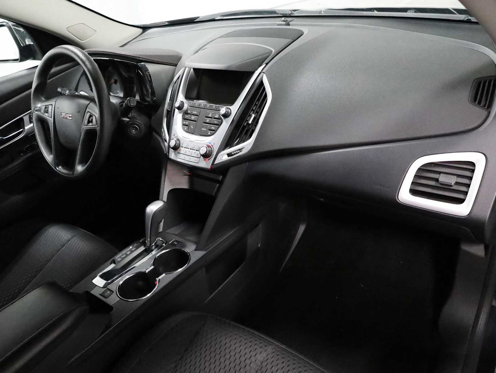 Used 2015 GMC Terrain SLE FWD image 6
