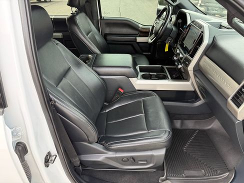 Used 2022 Ford F250 Lariat w/ Lariat Value Package image 18