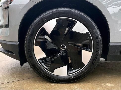 New 2026 Volvo EX30 Plus w/ Protection Package Premier AWD/4WD image 38