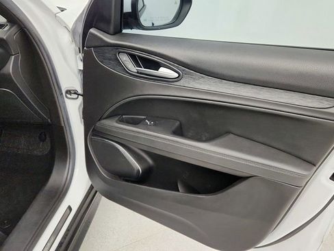Used 2022 Alfa Romeo Stelvio Sprint image 25