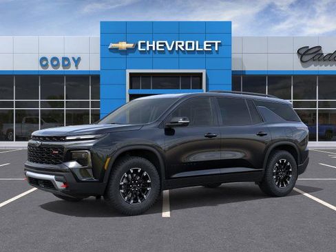 New 2026 Chevrolet Traverse Z71 image 2