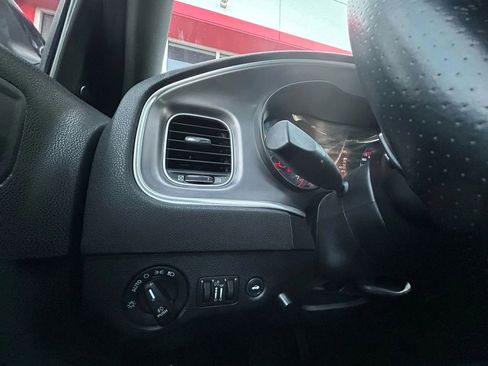 Used 2018 Dodge Charger R/T w/ Blacktop Package image 12
