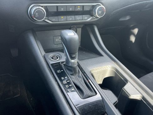 Used 2023 Nissan Sentra S image 8