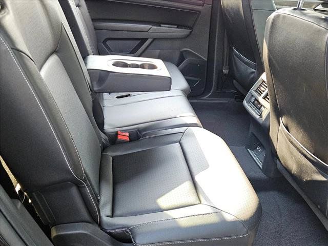 Used 2021 Volkswagen Atlas SEL FWD image 19