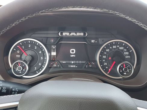 Used 2026 RAM 1500 Laramie w/ Off Road Group AWD/4WD image 16
