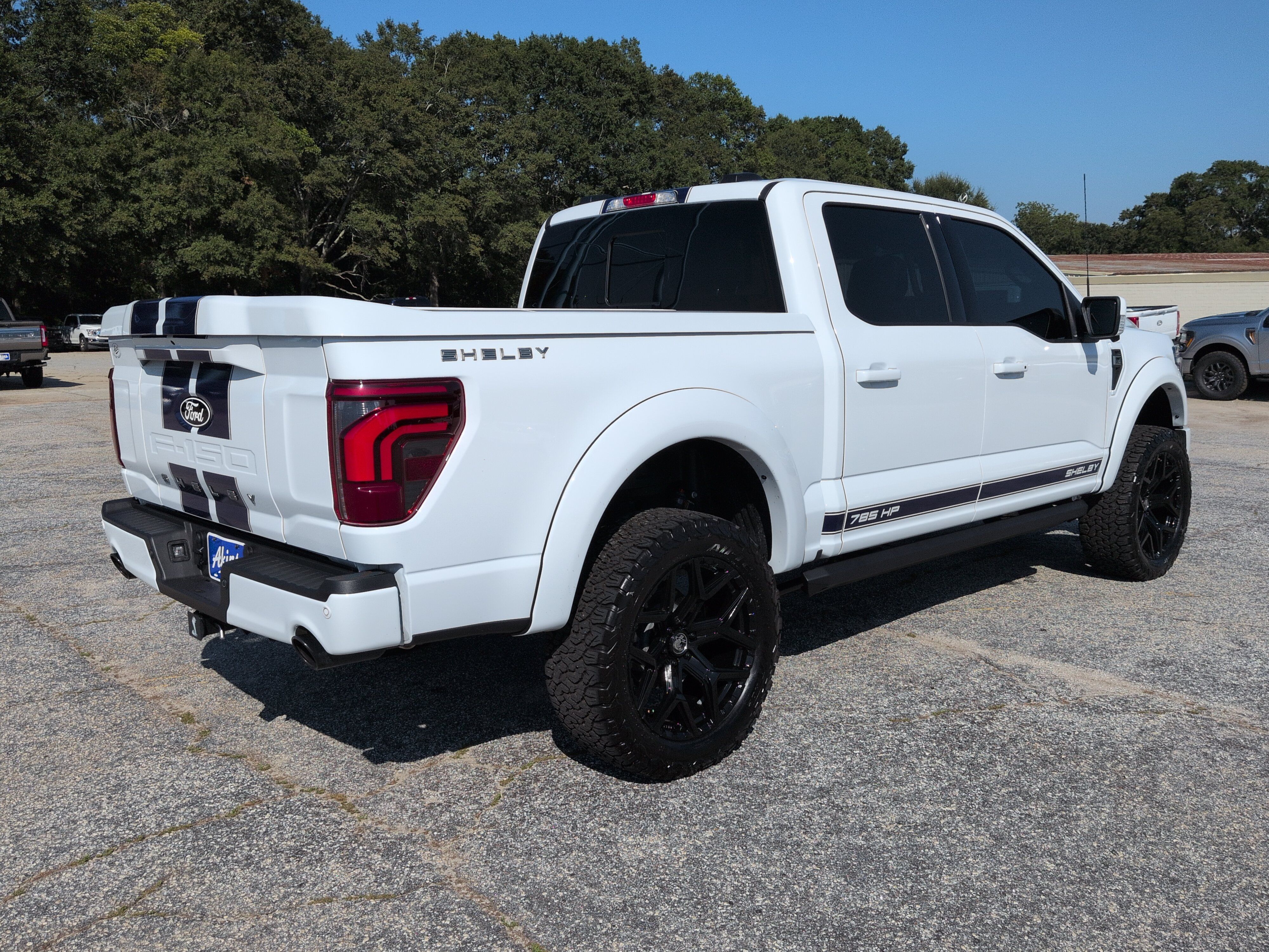 Used 2025 Ford F150 Lariat w/ Equipment Group 502A High AWD/4WD image 3